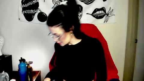 themelrose online show from 10-23-25, 08:29