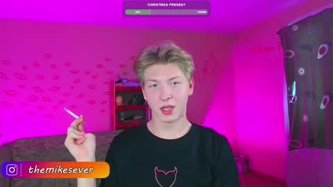 Snapshot of themikesever chatting on 12-08-24, 03:21 Sever online show from 12-08-24, 03:21