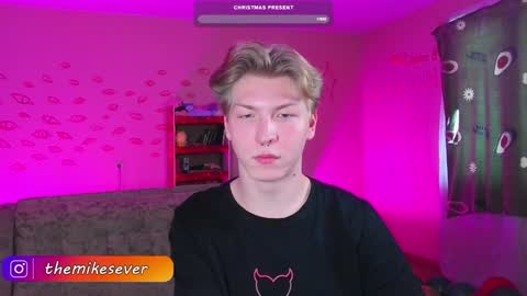 Snapshot of themikesever chatting on 12-15-24, 07:46 Sever online show from 12-15-24, 07:46