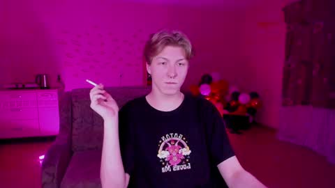 Snapshot of themikesever chatting on 01-17-25, 06:33 Sever online show from 01-17-25, 06:33