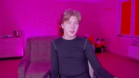 Snapshot of themikesever chatting on 02-04-25, 05:23 Sever online show from 02-04-25, 05:23