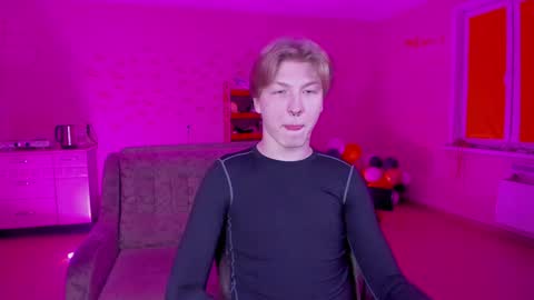 Snapshot of themikesever chatting on 02-07-25, 08:10 Sever online show from 02-07-25, 08:10