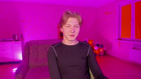 Snapshot of themikesever chatting on 02-10-25, 05:09 Sever online show from 02-10-25, 05:09