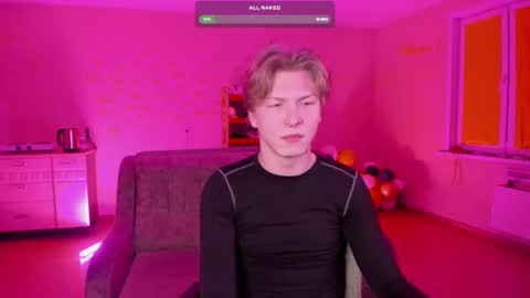 Snapshot of themikesever chatting on 02-11-25, 09:35 Sever online show from 02-11-25, 09:35