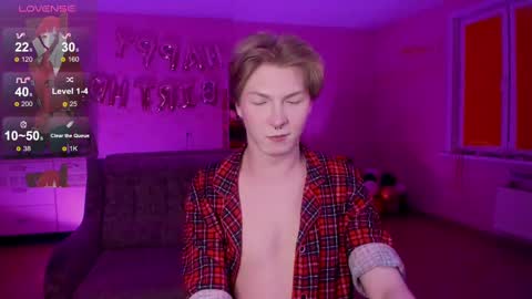 Snapshot of themikesever chatting on 02-26-25, 06:21 Sever online show from 02-26-25, 06:21