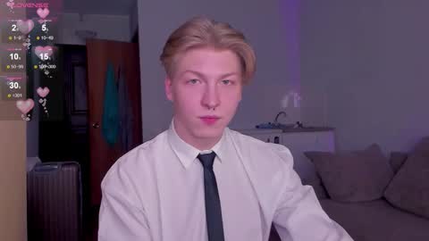 Snapshot of themikesever chatting on 11-15-25, 10:23 Sever online show from 11-15-25, 10:23