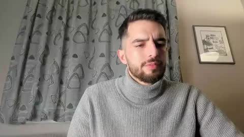 Snapshot of themmistokles chatting on 12-15-24, 01:32 themmistokles online show from 12-15-24, 01:32