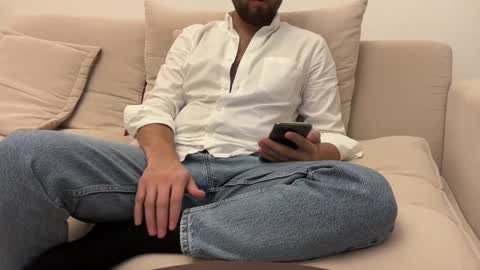 TheMonarchGoat online show from 01-12-25, 09:08