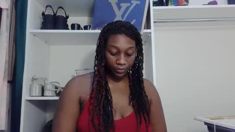 Snapshot of thenaturalgoddess chatting on 12-03-25, 05:00 TheNaturalGoddess online show from 12-03-25, 05:00
