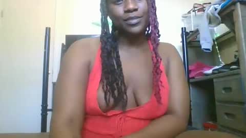 Snapshot of thenaturalgoddess chatting on 02-21-26, 08:21 TheNaturalGoddess online show from 02-21-26, 08:21