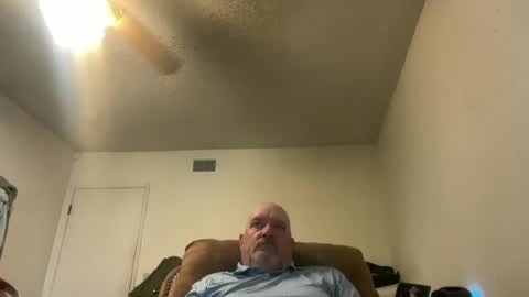 Snapshot of thenewganon chatting on 06-27-26, 12:59 thenewganon online show from 06-27-26, 12:59