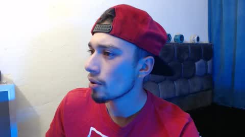 Snapshot of theo_stone04 chatting on 11-04-25, 06:12 Theo online show from 11-04-25, 06:12