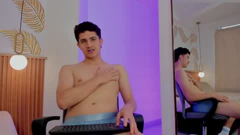  THEO- MATEO  online show from 12-20-24, 04:25