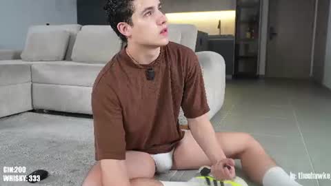  THEO- MATEO  online show from 06-21-26, 11:07