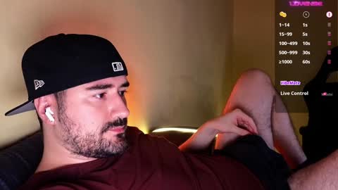 Snapshot of theoravi chatting on 12-04-24, 03:26 Theo Ravi online show from 12-04-24, 03:26