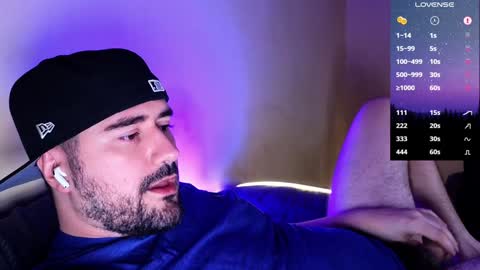 Snapshot of theoravi chatting on 12-28-24, 03:26 Theo Ravi online show from 12-28-24, 03:26