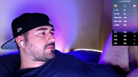 Snapshot of theoravi chatting on 01-03-25, 02:54 Theo Ravi online show from 01-03-25, 02:54