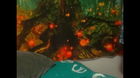 Snapshot of theplayfulbbw chatting on 10-19-25, 03:07 Amelia online show from 10-19-25, 03:07