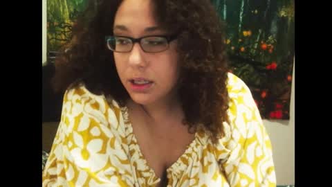 Snapshot of theplayfulbbw chatting on 11-09-25, 06:17 Amelia online show from 11-09-25, 06:17