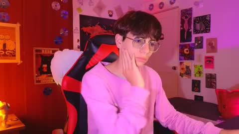 Snapshot of theprince_red chatting on 11-11-25, 08:53 Matt independent model online show from 11-11-25, 08:53