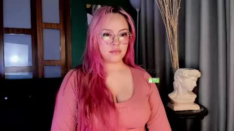 Snapshot of theprincess_rosee chatting on 06-25-26, 06:07 Rosie online show from 06-25-26, 06:07