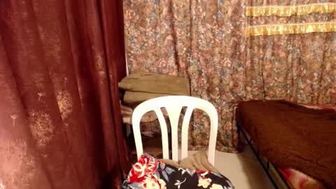 MIMI online show from 01-28-25, 12:36