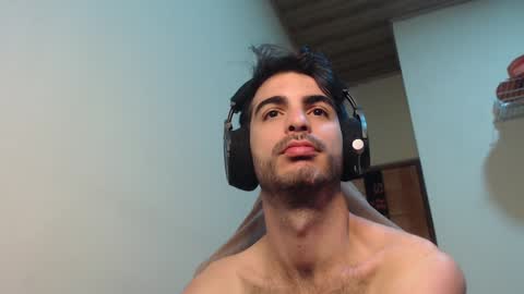 Santiago Enrique online show from 01-12-25, 06:06