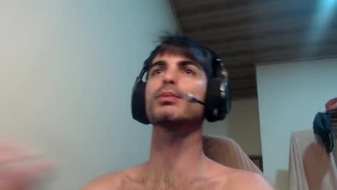 Santiago Enrique online show from 02-10-25, 05:47