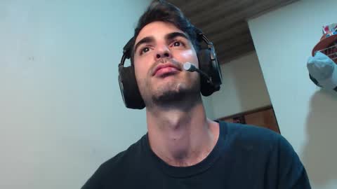 Santiago Enrique online show from 09-16-25, 05:30