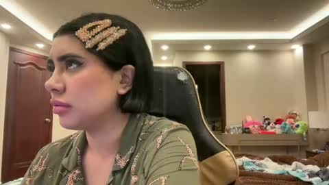 Snapshot of therealcamilabaddie chatting on 11-23-25, 06:24 therealcamilabaddie online show from 11-23-25, 06:24