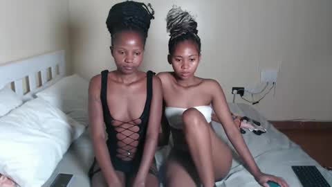 Snapshot of therealdesire chatting on 01-07-26, 06:27 therealdesire online show from 01-07-26, 06:27