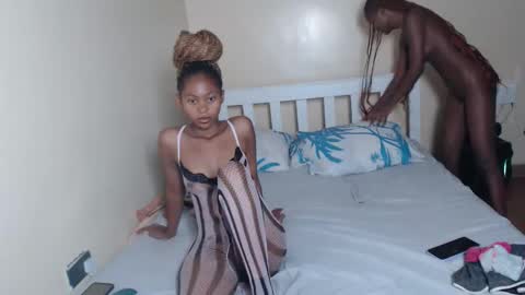 Snapshot of therealdesire chatting on 02-23-26, 04:10 therealdesire online show from 02-23-26, 04:10