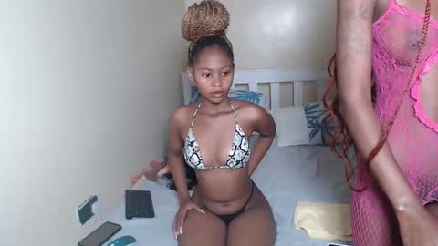 Snapshot of therealdesire chatting on 02-25-26, 05:50 therealdesire online show from 02-25-26, 05:50