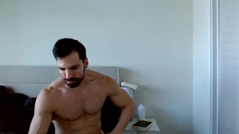 Snapshot of therealkingyoshi chatting on 11-17-25, 06:14 Yoshi online show from 11-17-25, 06:14