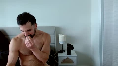 Snapshot of therealkingyoshi chatting on 01-18-26, 07:39 Yoshi online show from 01-18-26, 07:39