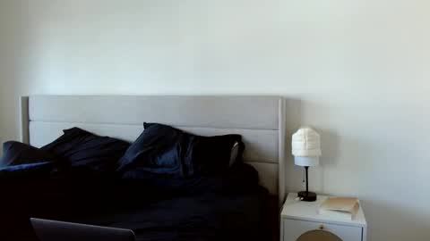 Yoshi online show from 03-28-26, 08:52