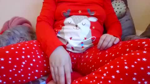 Bunny online show from 11-20-25, 01:22