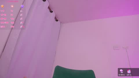 Snapshot of therealpeach_ chatting on 02-27-25, 10:04 online show from 02-27-25, 10:04