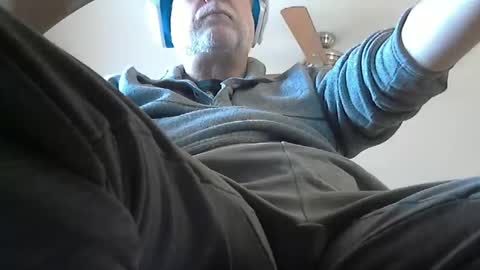 Snapshot of thereisnospoon1970 chatting on 01-05-25, 05:30 Neo online show from 01-05-25, 05:30