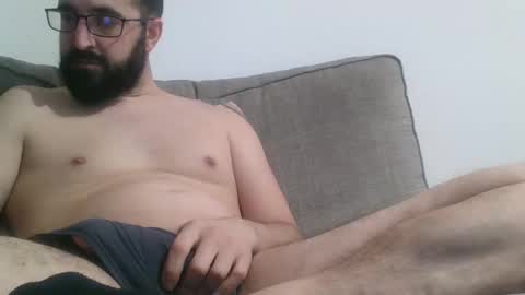 Snapshot of thesaint84 chatting on 12-19-24, 10:32 Saint online show from 12-19-24, 10:32