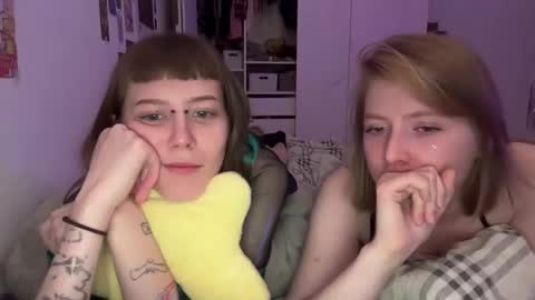 Snapshot of thesearchofgod chatting on 12-10-24, 11:51 LISA online show from 12-10-24, 11:51