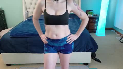 Snapshot of thesexualdragon chatting on 01-16-26, 05:39 TheSexualDragon online show from 01-16-26, 05:39