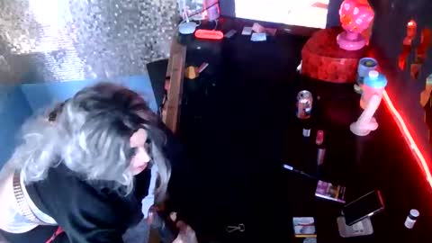 Snapshot of theshowgirlsberlin chatting on 05-16-26, 05:01 theshowgirl online show from 05-16-26, 05:01