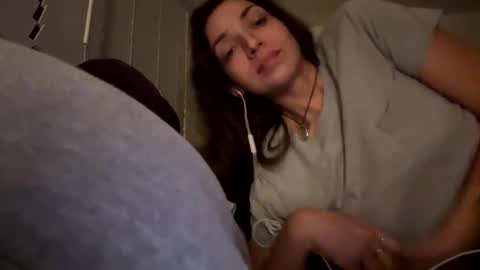 Snapshot of thesirengirl chatting on 10-27-25, 10:41 thesirengirl online show from 10-27-25, 10:41