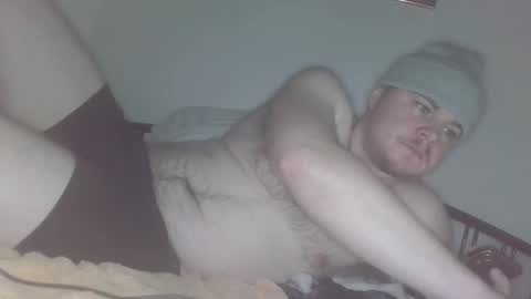 Snapshot of theskeetr27 chatting on 01-02-25, 11:31 theskeetr27 online show from 01-02-25, 11:31