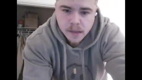 Snapshot of theskeetr27 chatting on 03-29-26, 04:45 theskeetr27 online show from 03-29-26, 04:45