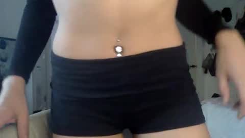 theskyerae online show from 04-19-26, 01:49