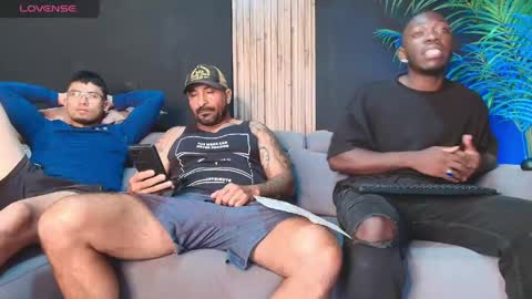 thestraightroom online show from 05-05-26, 12:57