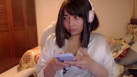 Mai online show from 12-20-24, 01:58