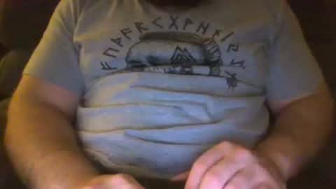 Snapshot of thethril1990 chatting on 12-01-25, 03:22 Thethrill online show from 12-01-25, 03:22